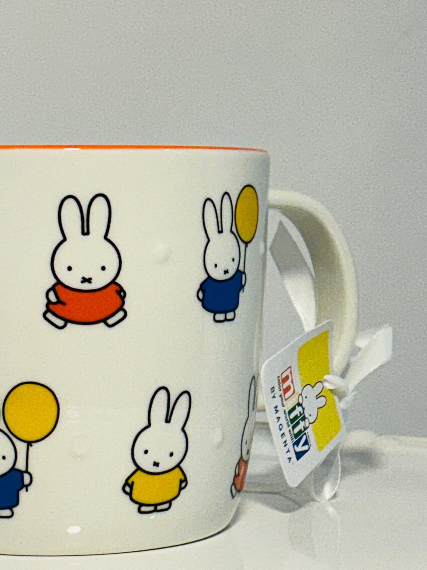 MIFFY by Magenta Orange interior w/ colorful bunny characters and balloons 18oz