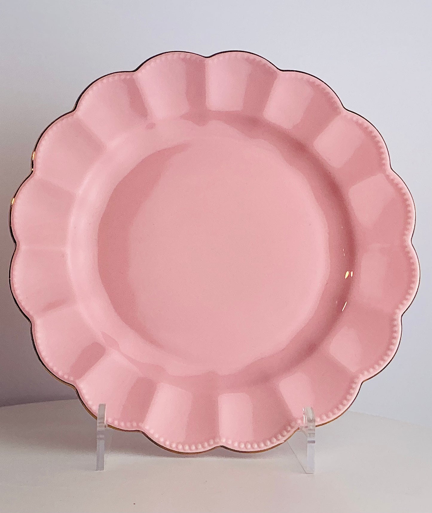 Grace Teaware Fine Porcelain Pink Scalloped Plate w/ Gold Trim – 10"