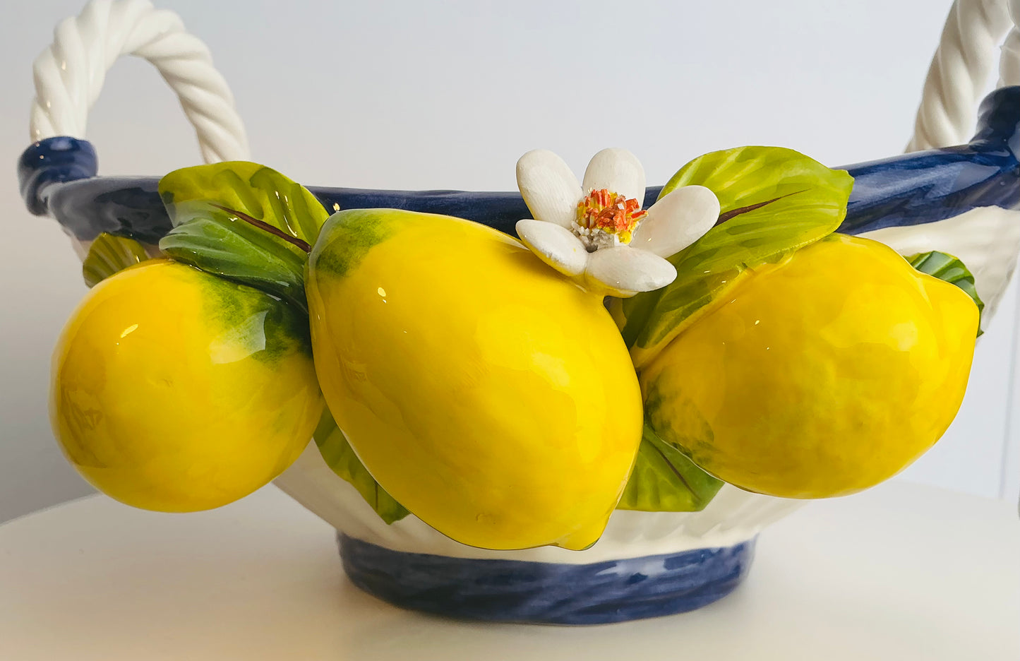 Ceramiche D'arte F.L. Orgia – Italian Ceramic Lemon Basket with Rope Handles
