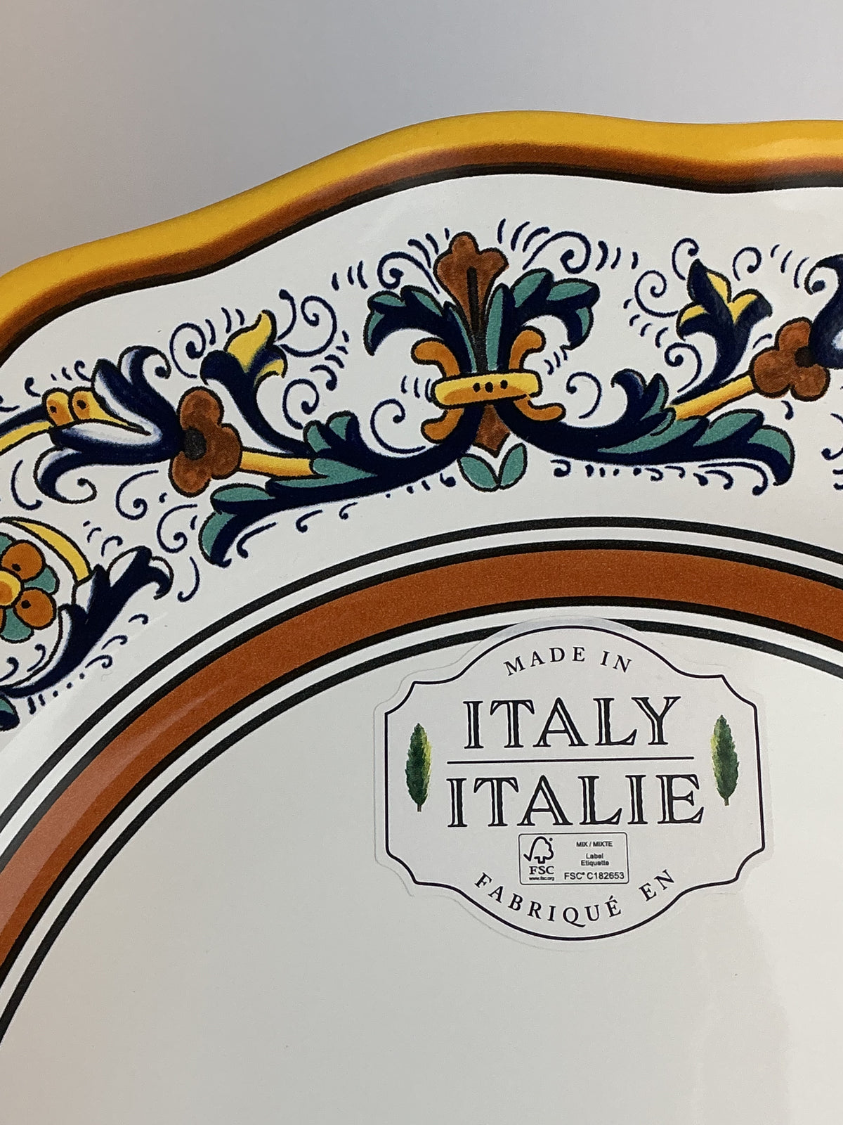 Nova Deruta Renaissance Scroll Italian Majolica Tableware – Made in Italy