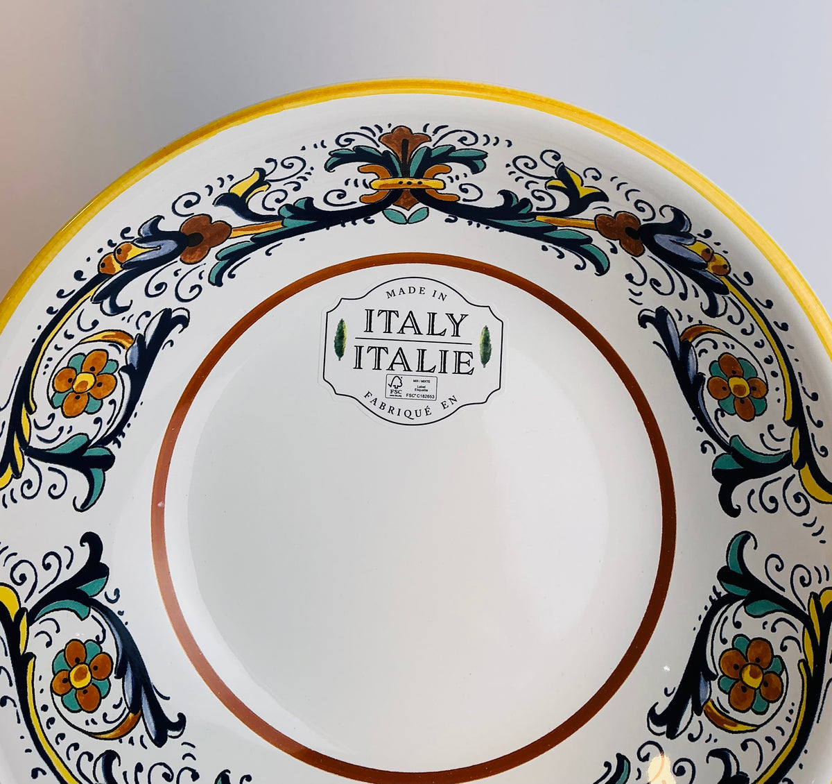 Nova Deruta Renaissance Scroll Italian Majolica Tableware – Made in Italy
