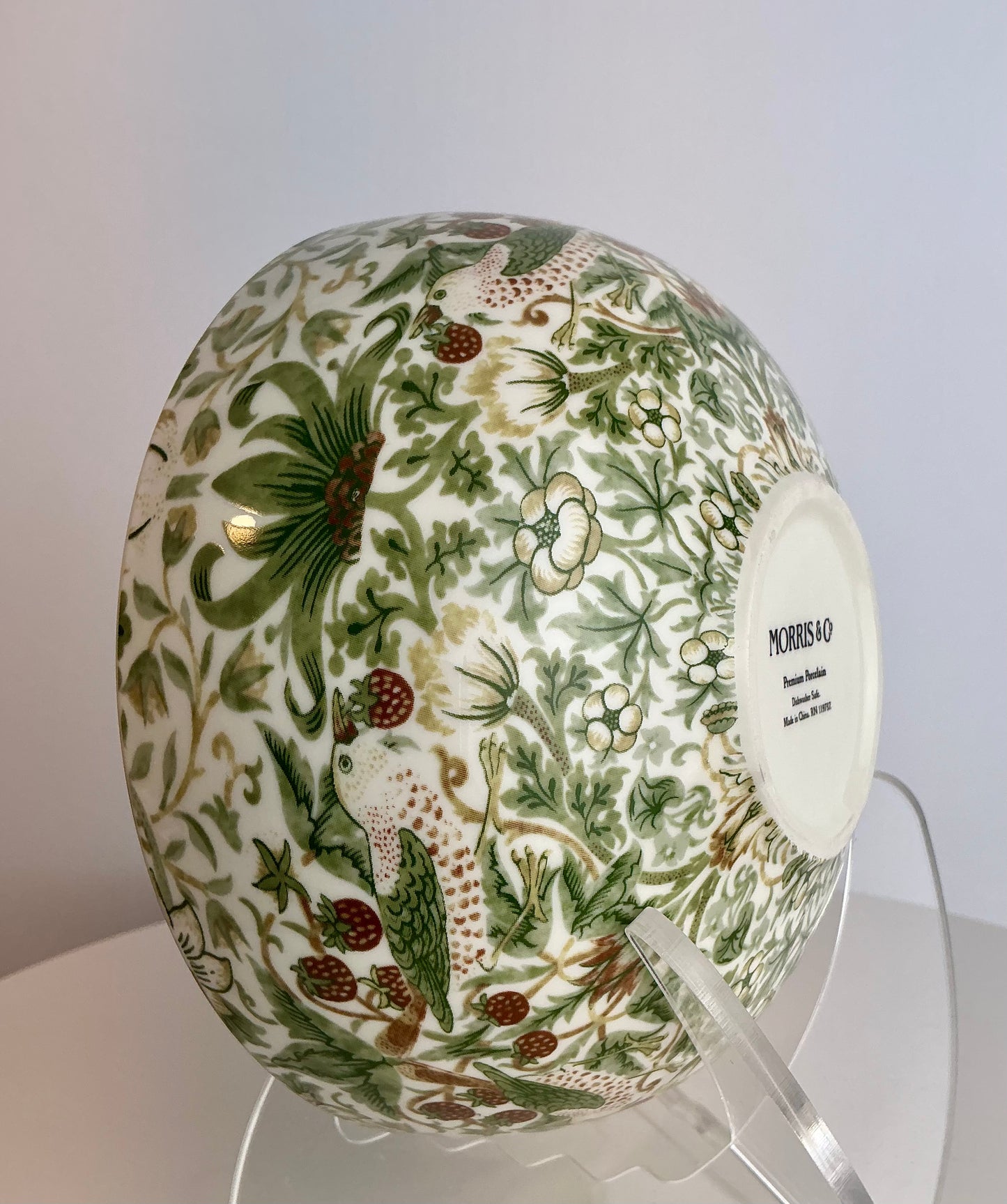 Morris & Co Strawberry Thief Sage Green Tableware – Willow Bough Collection