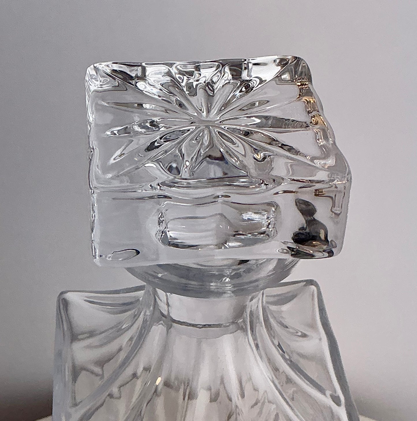 Shannon by Godinger Dublin Collection 3-Piece Crystal Decanter Set
