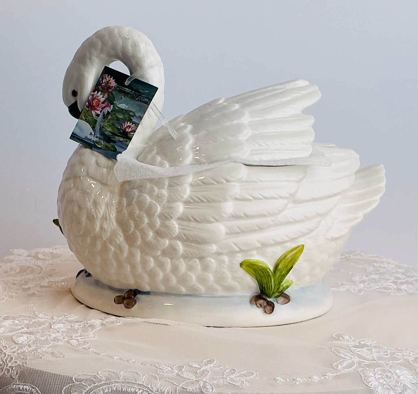 CornerRuby Swan and Lotus Ceramic Figurine – Handcrafted Pitcher & Tureen