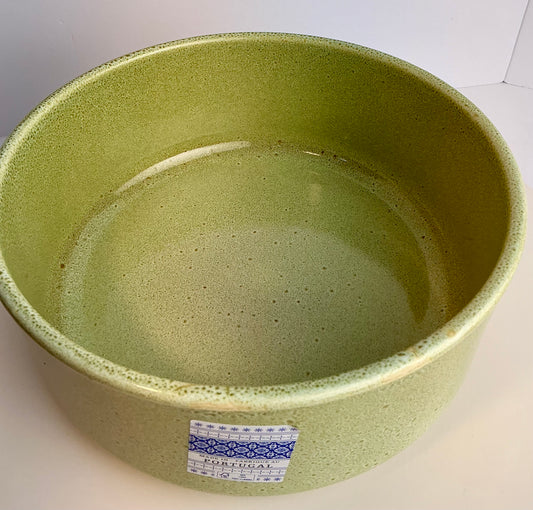 TH Home Portugal Stoneware Round Serving Bowl – Olive Green