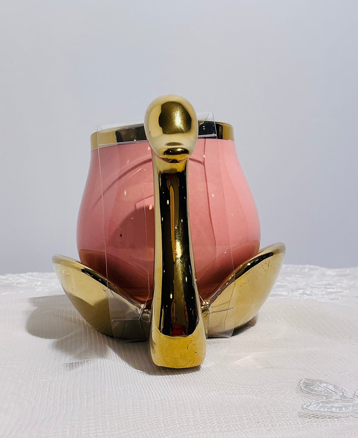 Grace Teaware Swan Tea Cup with Gold Accents - Pink OR White