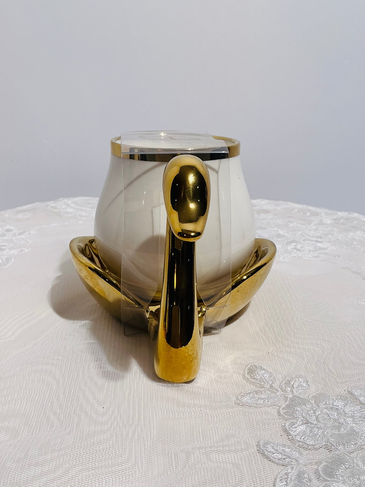 Grace Teaware Swan Tea Cup with Gold Accents - Pink OR White