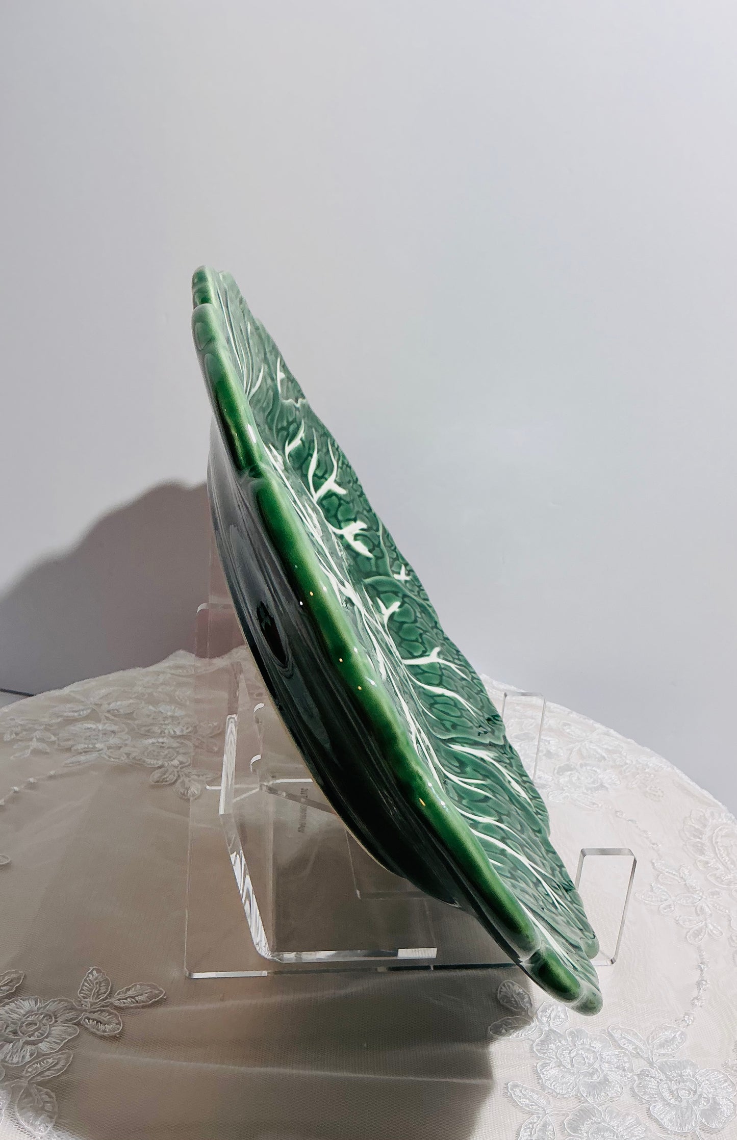 Hip Hop Cabbage Leaf Ceramic Dinnerware Collection | Plate, Salad Plate & Bowl