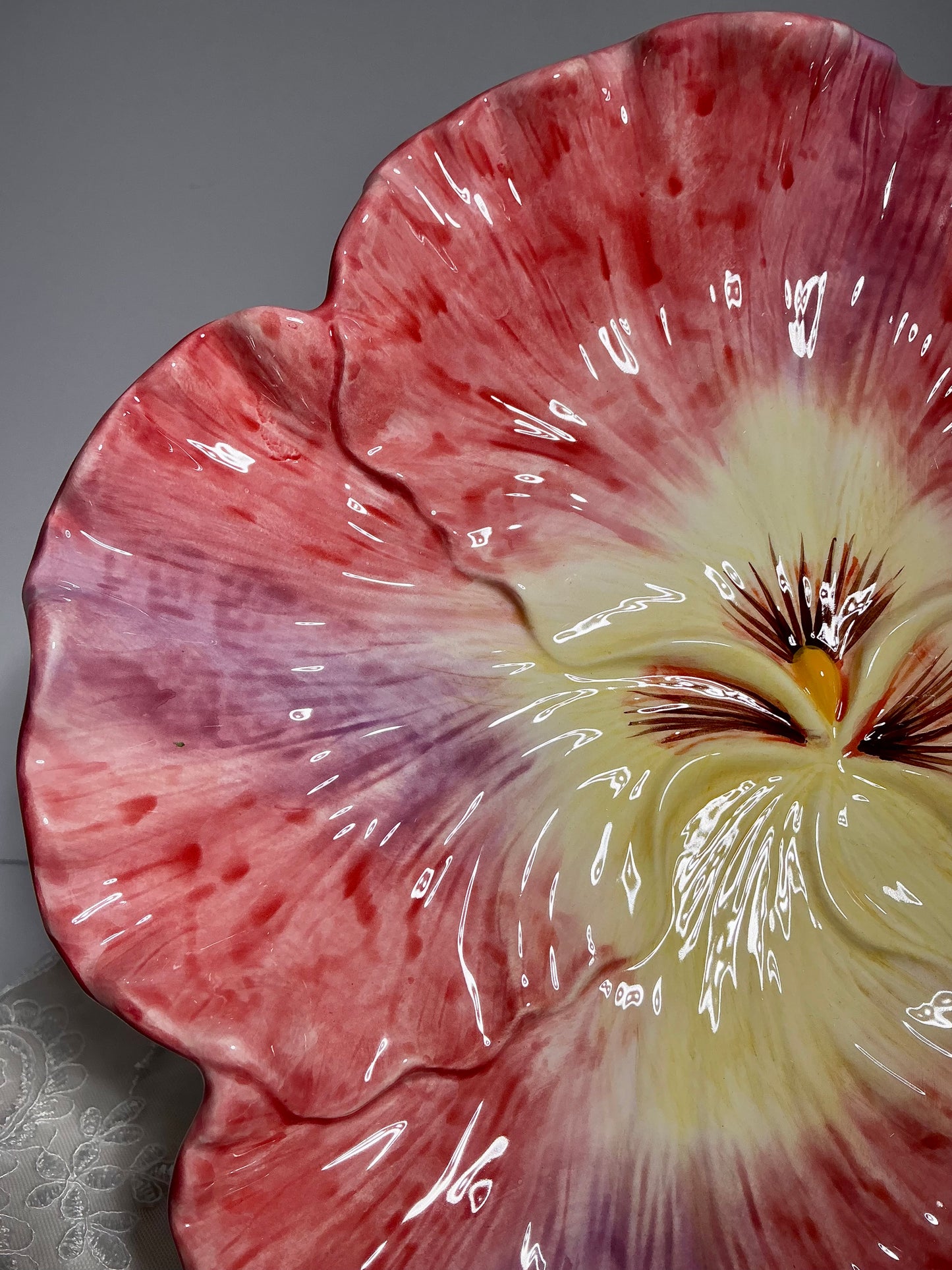 CornerRuby Garden Collection Pansy Flower Ceramic Plate | Purple Decorative Dish