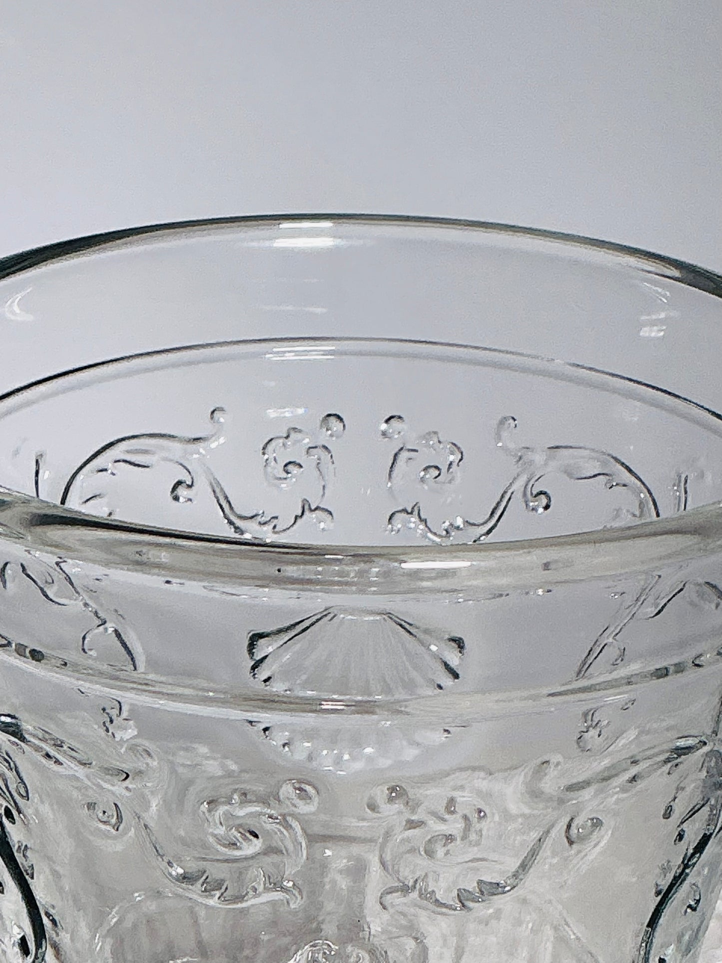 La Rochère Versailles Wine Glass – Shell & Floral | Made in France