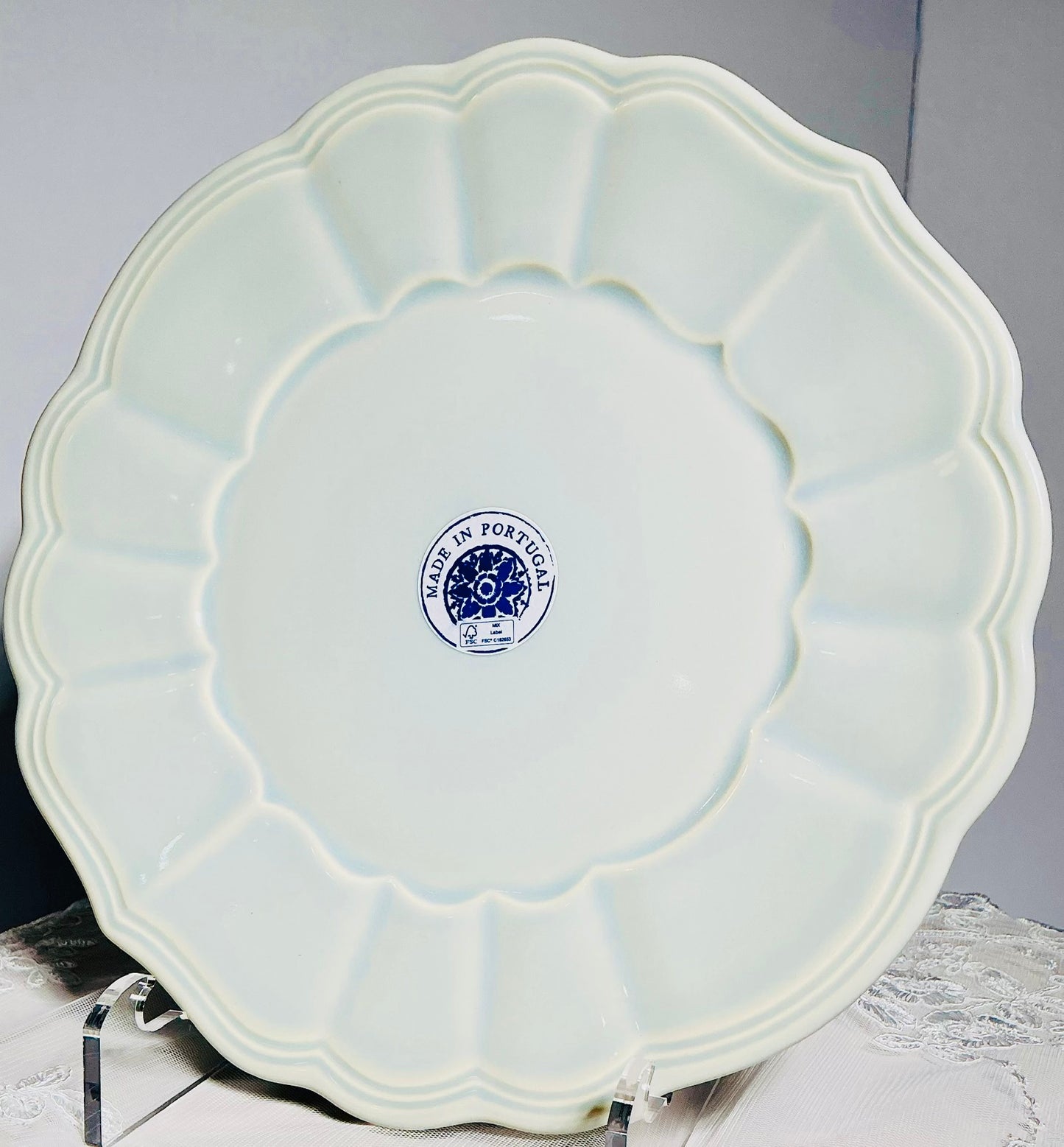 MatCeramica Scalloped Petal Ceramic Plate – Made in Portugal | Choose Your Size