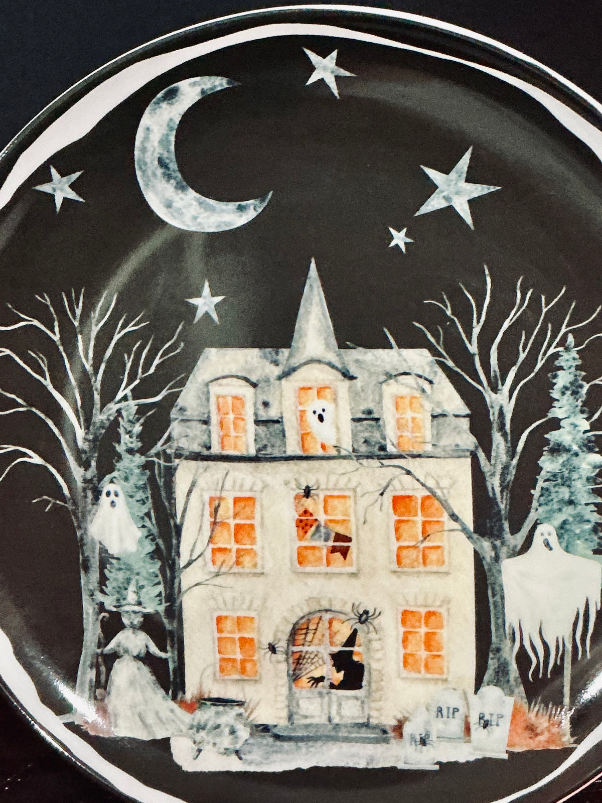 Potter's Studio Halloween Haunted House Ceramic Plate 8.5"
